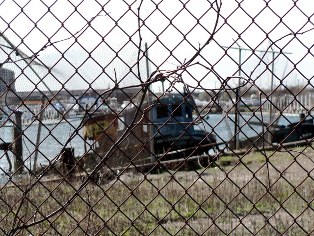 Derelict Boat in Sommerville Basin
